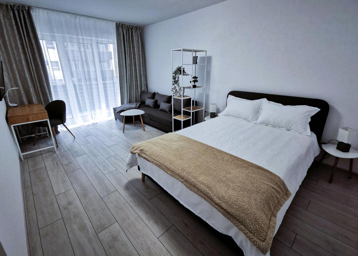 Kronbed Apartments Braşov Extérieur photo