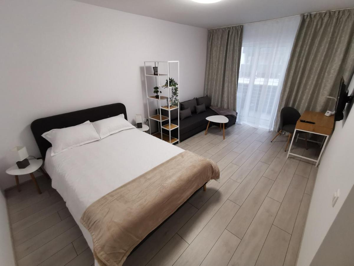 Kronbed Apartments Braşov Extérieur photo
