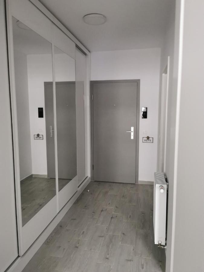Kronbed Apartments Braşov Extérieur photo