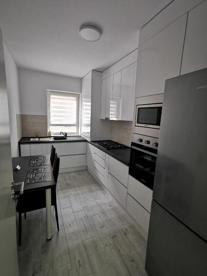Kronbed Apartments Braşov Extérieur photo